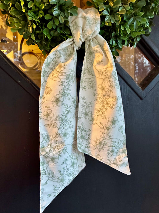 Green floral wreath sash